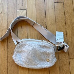 NWT Lululemon Cream Sherpa Crossbody Bag